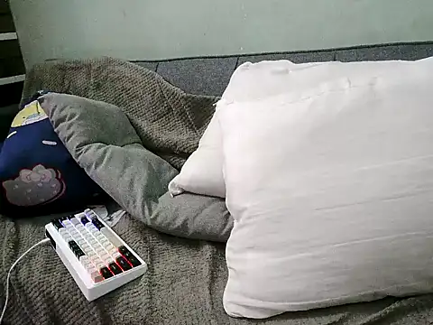 boyhigh1997 online show from September 29, 8:54 am