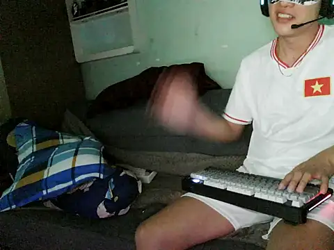 boyhigh1997 online show from February 3, 2:44 pm