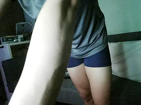 boyhigh1997 online show from April 4, 6:53 am