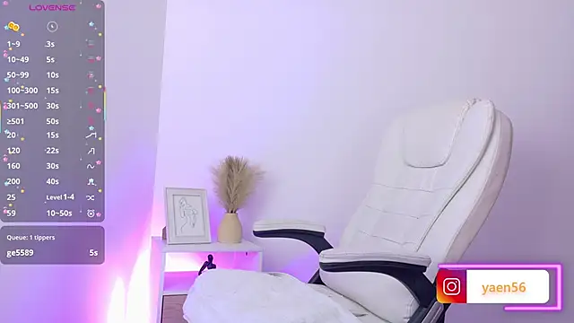 Liah  19 online show from March 13, 12:26 am