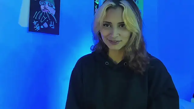 Snapshot of melissa_noirr chatting on November 29, 11:38 pm melissa noirr online show from November 29, 11:38 pm