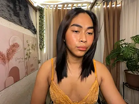 Snapshot of Sweetasian_cum chatting on May 21, 2:25 pm Sweetasian cum online show from May 21, 2:25 pm