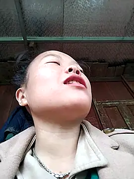 Snapshot of Rioo122 chatting on November 8, 2:26 am Rioo122 online show from November 8, 2:26 am