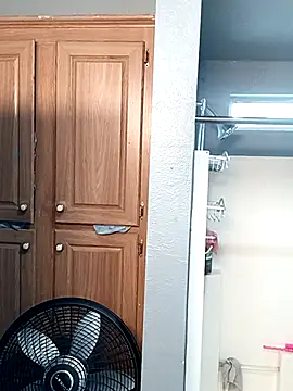 EbonyKing69 online show from November 14, 10:35 pm