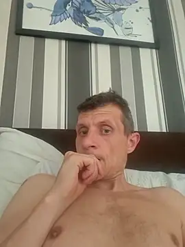 Snapshot of dingdongdz chatting on July 7, 4:32 pm dingdongdz online show from July 7, 4:32 pm