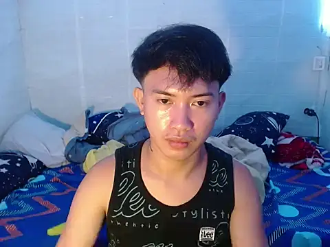 onebigloadxxx online show from October 24, 4:39 pm