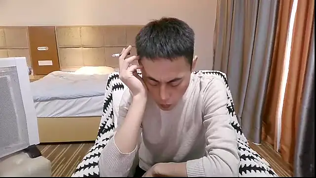 Snapshot of Tsia-Die chatting on December 5, 4:33 am Tsia-Die online show from December 5, 4:33 am