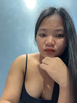 Snapshot of princess_janine chatting on June 17, 10:36 am princess janine online show from June 17, 10:36 am