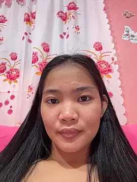 Snapshot of princess_janine chatting on October 26, 11:21 am princess janine online show from October 26, 11:21 am