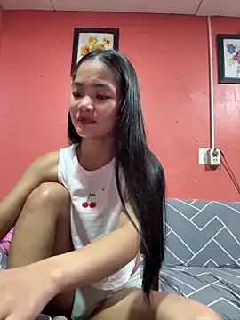 Snapshot of princess_janine chatting on September 13, 3:56 pm princess janine online show from September 13, 3:56 pm