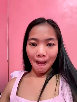 Snapshot of princess_janine chatting on September 23, 2:29 am princess janine online show from September 23, 2:29 am