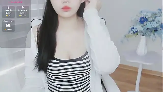 -Rose-Lucky- online show from November 13, 1:20 am