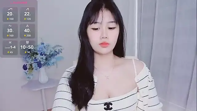 Snapshot of -Rose-Lucky- chatting on October 16, 11:57 pm -Rose-Lucky- online show from October 16, 11:57 pm