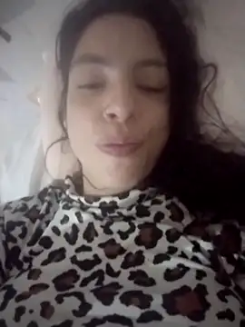 chicalunar24 online show from November 25, 1:17 am