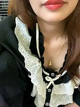 Ri210 online show from November 12, 2:26 am