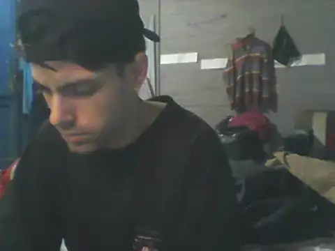 Snapshot of Demian24_ chatting on April 8, 12:56 am Demian24 online show from April 8, 12:56 am