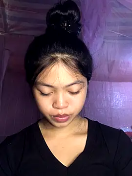 Thy00   online show from October 5, 2:24 am