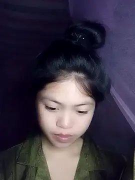 Thy00   online show from November 10, 3:17 pm