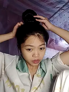 Thy00   online show from November 2, 3:22 am