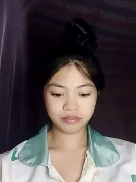 Thy00   online show from November 6, 3:38 pm