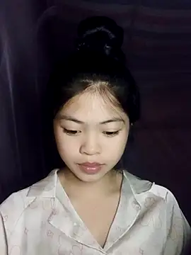 Thy00   online show from November 17, 2:54 pm