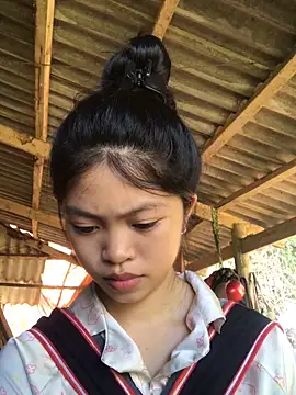 Thy00   online show from October 9, 7:31 am