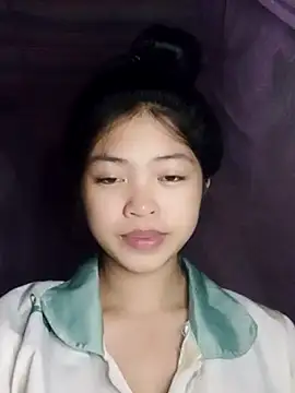 Thy00   online show from November 7, 4:22 pm