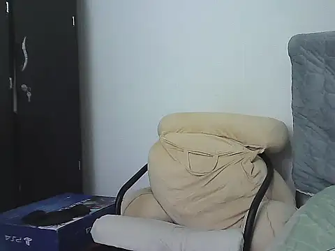 morenocabro10 online show from November 29, 12:33 am