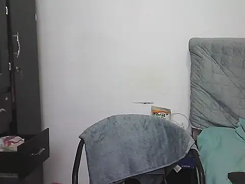 morenocabro10 online show from March 1, 7:14 pm