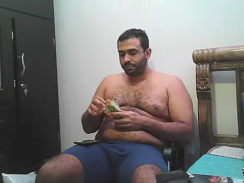 morenocabro10 online show from September 26, 8:05 pm