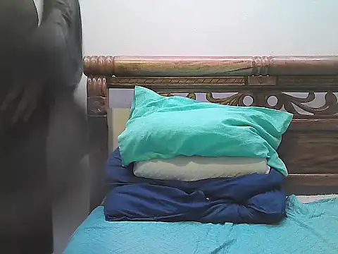 morenocabro10 online show from September 24, 8:26 pm