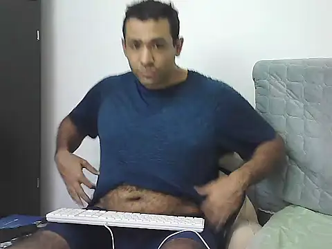 morenocabro10 online show from December 2, 10:33 pm