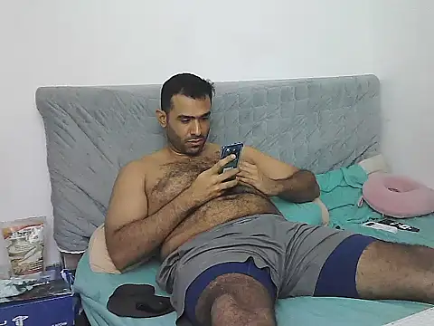 morenocabro10 online show from January 6, 8:46 pm