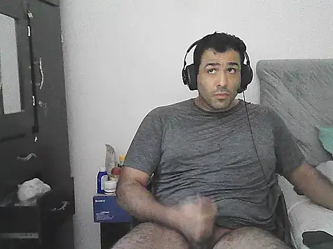 morenocabro10 online show from June 18, 6:01 am