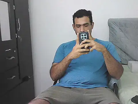 morenocabro10 online show from May 6, 4:27 am