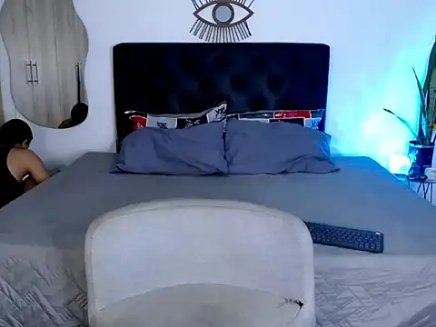 NoahDevil18 online show from October 1, 1:48 pm