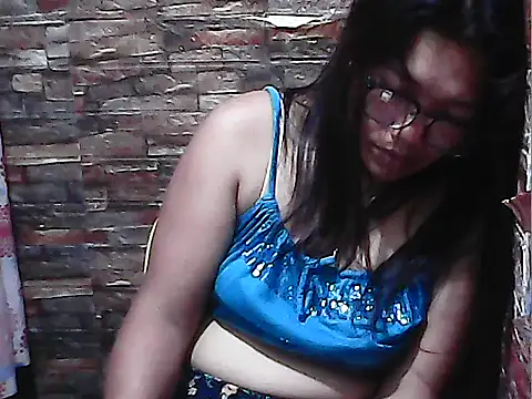 Snapshot of SexyLady4100 chatting on October 18, 11:34 am SexyLady4100 online show from October 18, 11:34 am