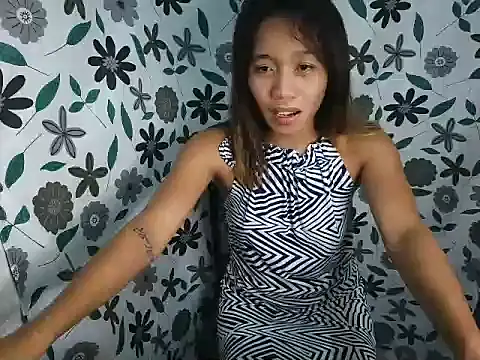 Snapshot of Virgen_christine01 chatting on October 24, 6:40 pm Virgen christine01 online show from October 24, 6:40 pm