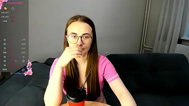 MewStella online show from December 20, 3:31 am