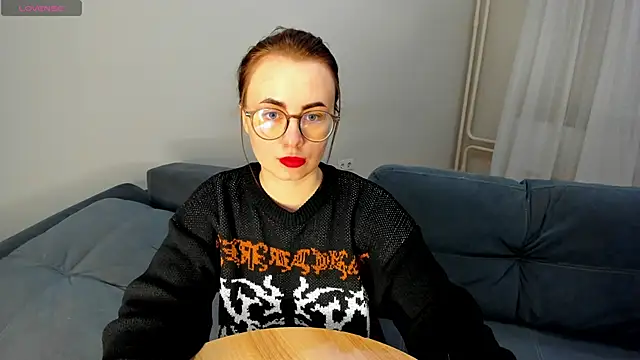 MewStella online show from March 28, 2:51 pm