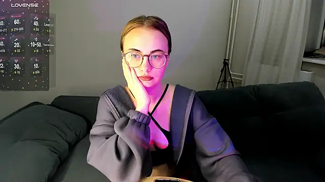 MewStella online show from October 29, 11:36 pm