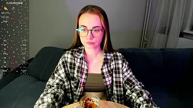 MewStella online show from November 30, 9:48 pm