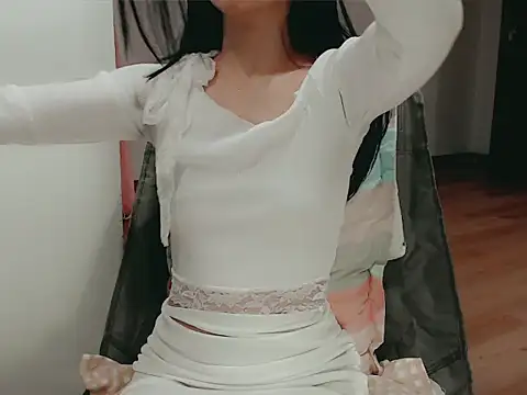 Tea Mei online show from February 7, 3:20 pm