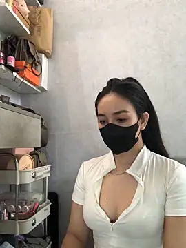 Snapshot of hanny_baby205 chatting on September 15, 1:22 pm hanny baby205 online show from September 15, 1:22 pm