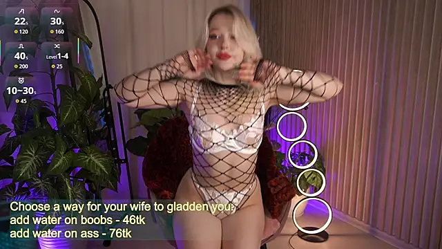 LauraWifeness online show from October 11, 5:52 am