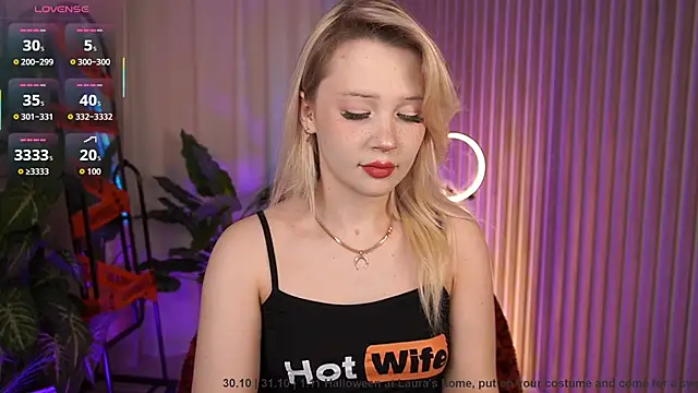 LauraWifeness online show from October 23, 6:34 am