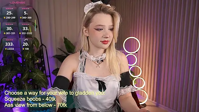 LauraWifeness online show from October 12, 6:04 am