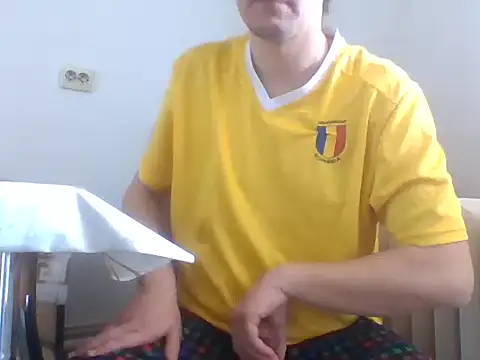 hugecock4u1990 online show from January 12, 10:00 am