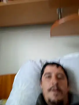 hugecock4u1990 online show from November 16, 7:35 am