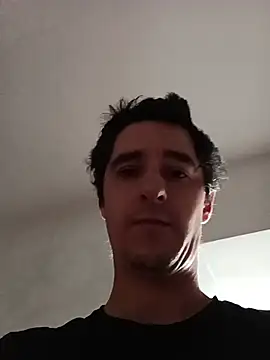 hugecock4u1990 online show from May 31, 4:29 am